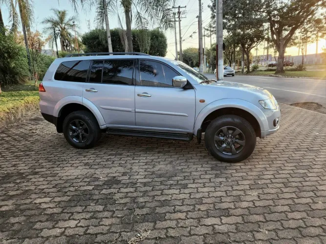 Mitsubishi Pajero Dakar/hpe 3.5 4X4 Flex 5P Aut. 2012