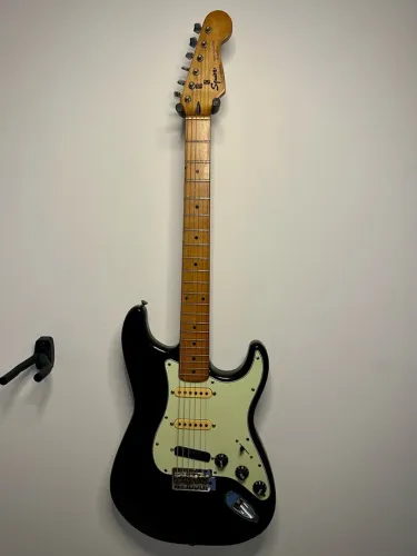 Guitarra Squier By Fender made in Korea 1995