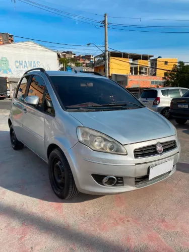 Fiat Idea Attractive 1.4 Fire Flex 8V 5P 2012