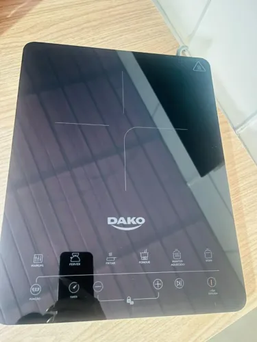 Fogão Cooktop de Indução Dako 1Z Portátil Painel Touch Potência e Temperatura Ajustáveis