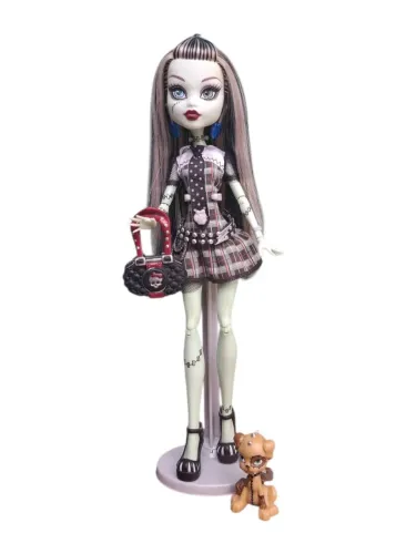 Monster High Frankie Stein básica