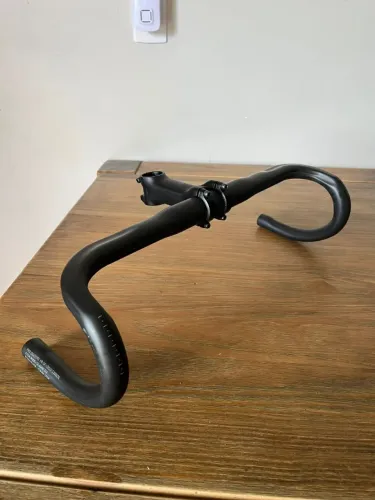 Guidao em Carbono para ROAD BIKE