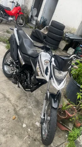 Yamaha XTZ 150 crosser s 2022 - pra vender logo