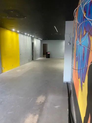 Aluga-se ponto comercial