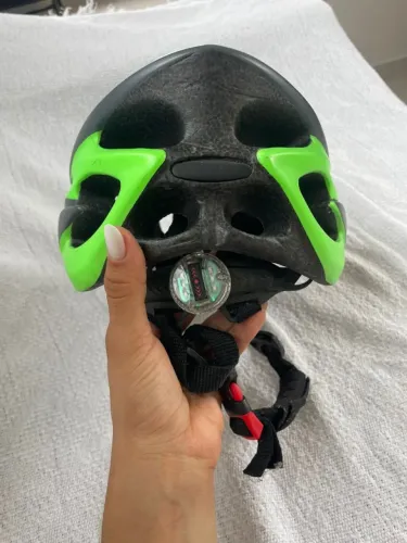 Capacete verde de ciclismo HIGHONE