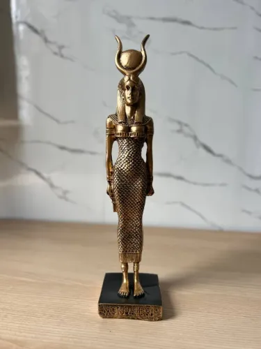 Deusa Isis Em Resina 32 Cm lacrada