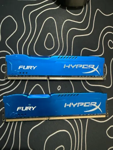 2 pentes de 4gb ddr3 funcionando perfeitamente