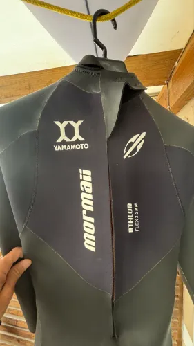 Roupa borracha Mormaii de Natação 3.2