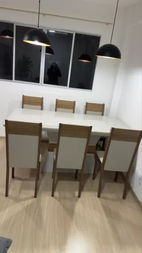 Mesa de Jantar com 6 Cadeiras