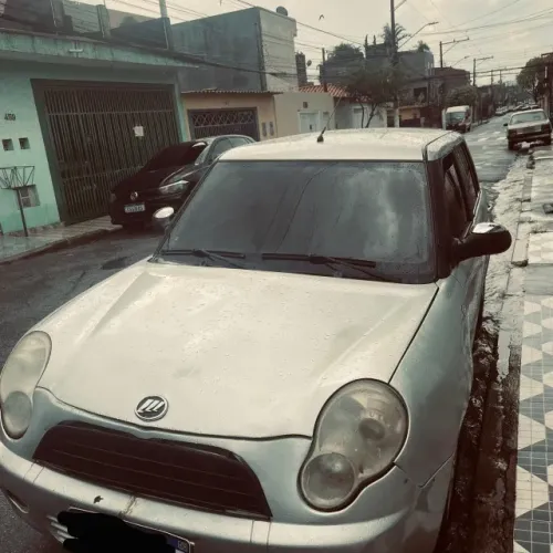 Lifan 320 Elite 1.3 16V 88cv 5P 2011