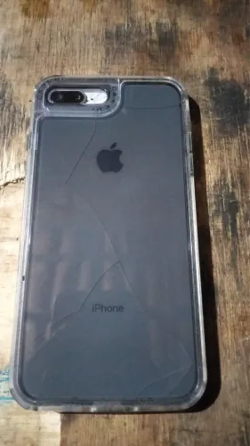 iPhone 8 Plus 