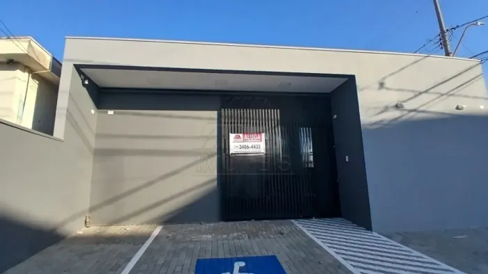 Casa Comercial para locação no bairro Centro em Americana, SP