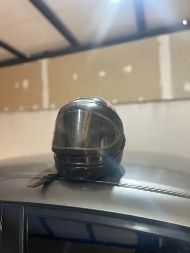 Capacete vendo ou troco