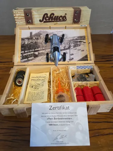 Miniatura Mercedes-Benz 1936 (Flecha de Prata) - Schuco