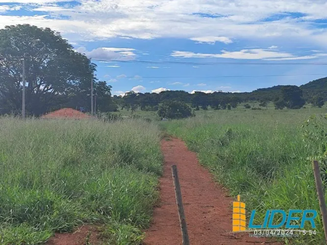 Fazenda à venda, AREA RURAL DE PARACATU - PARACATU/MG