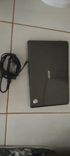 Notebook Acer.