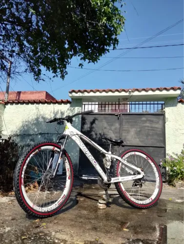 VENDO BIKE ARO 26