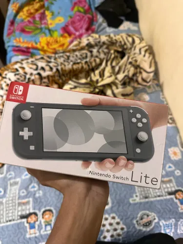 NINTENDO SWITCH LITE