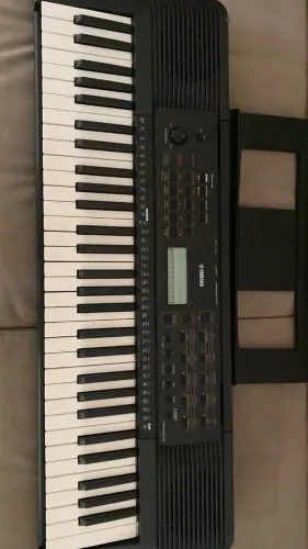 Teclado Yamaha PSR-E273 Completo + Suporte Tripé em X + Fonte + Porta-Partitura