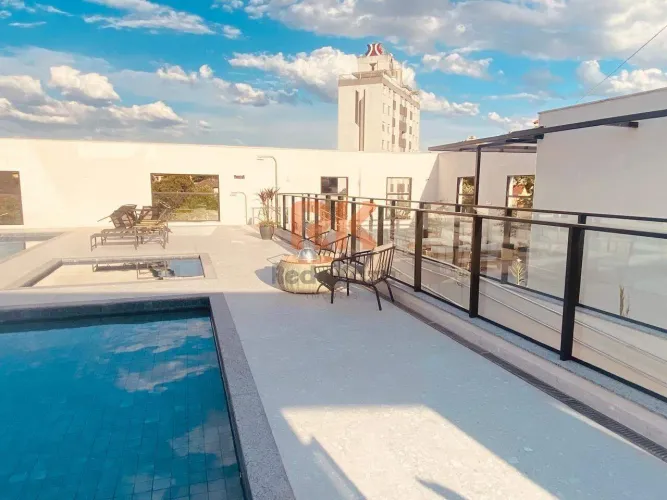 Loft mobiliado a 500m da Lagoa: Modernidade, Conforto e Exclusividade