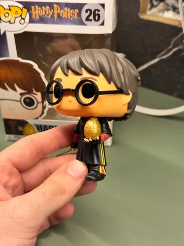 Funko Pop Harry Potter Torneio Tribuxo com ovo dourado #26