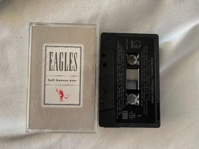 Eagles - Hell Freezes (fita cassete importada)