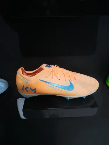NIKE MERCURIAL KM