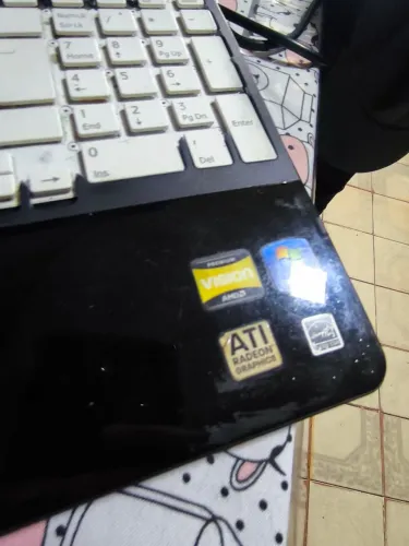 Notebook Sony vaio AMD liga mas não dá imagina n acompanha carregador e pra reparo 