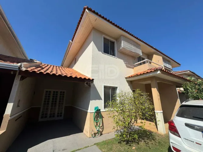 Casa com 3 Quartos no Condomínio Villa Di Capri