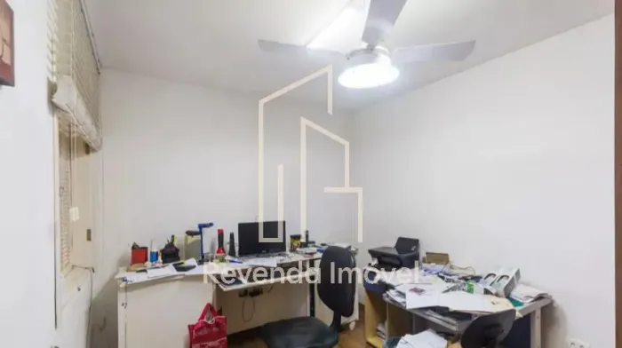 Casa à venda com 220m², 4 quartos e 2 vagas na Cidade Ademar