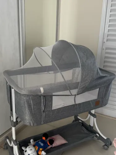 Vendo berço portátil ótimo estado