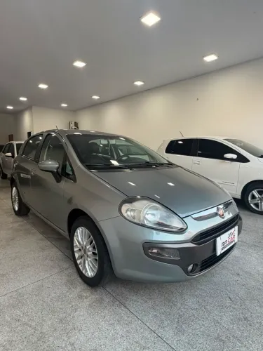 Fiat Punto Essence 1.6 Flex 16V 5P 2014