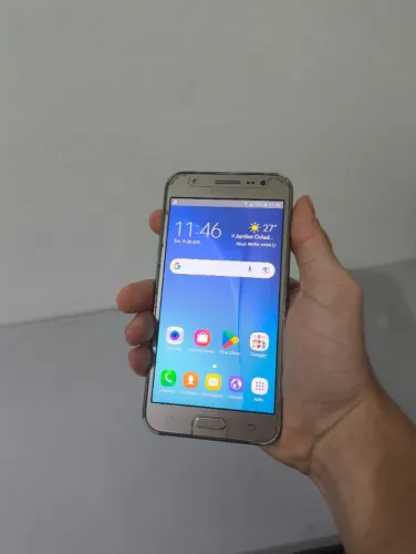 Samsung J5