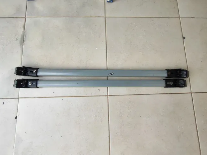 Rack de teto para carro.