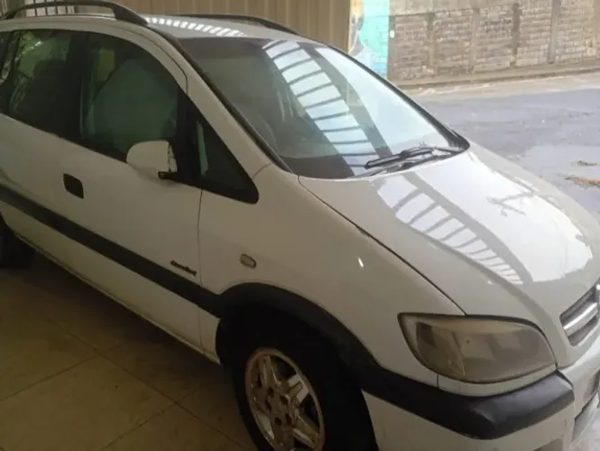 Chevrolet Zafira Comfort 2.0 MPFI Flexpower 8V 5P 2008