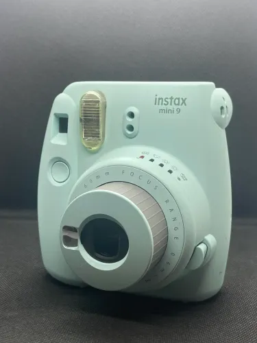 Instax 9