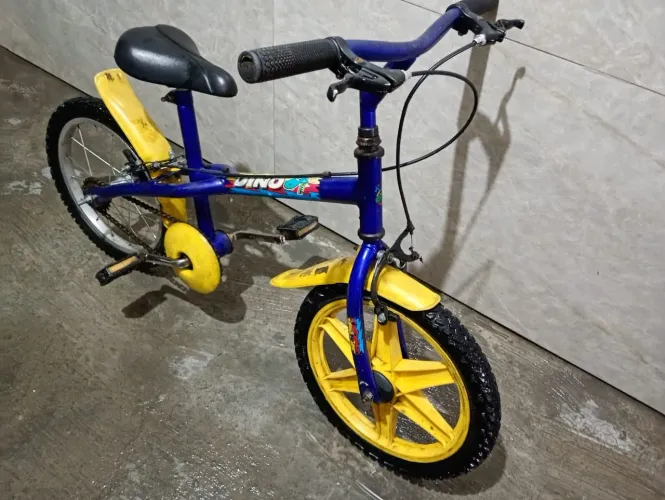 Bicicleta infantil aro 16 excelente