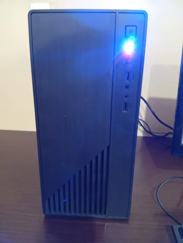 PC Desktop Ryzen 3 1300X | 8GB RAM DDR4 | Wi-Fi e GeForce 1GB