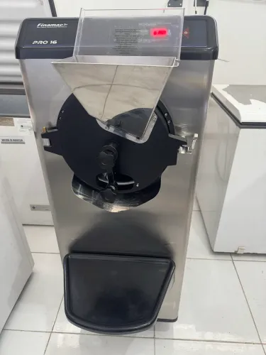 Produtora de sorvete pro16 Finamac 