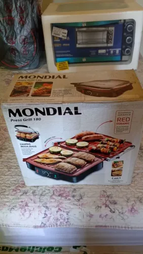 Vende se Grill nova na caixa 