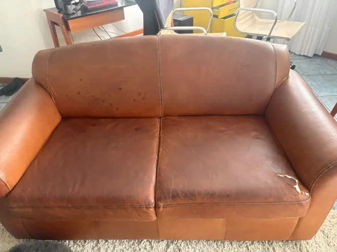 Sofa em couro