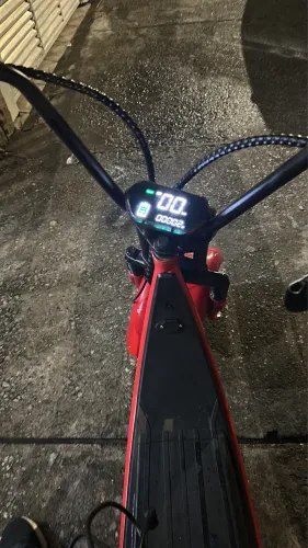 Moto Elétrica 60 km Pra sair rapido