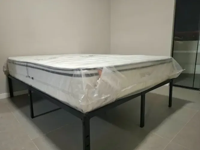 Colchão de Casal Montreal SoftGel, com Europillow, molas ensacadas, branco  - NOVO