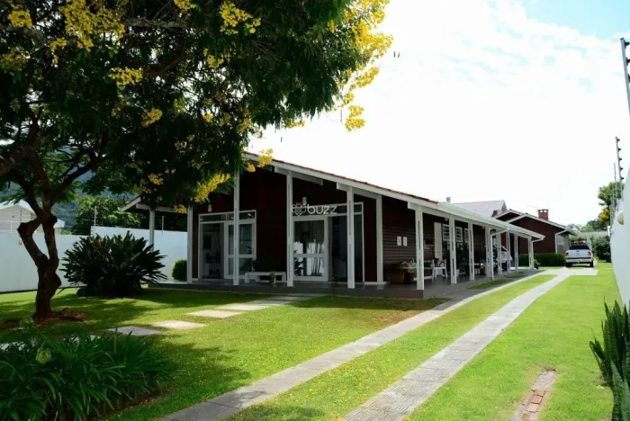 Casa 4 quartos (1 suíte) 290m² em Lagoa da Conceição, Florianópolis
