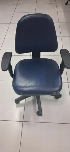Cadeira de Escritório Giratória Azul com Braços