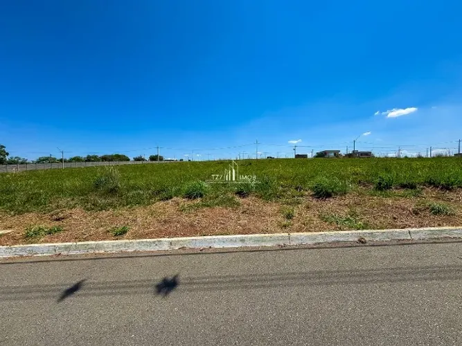 Lote em Condomínio Fechado - Solar Itália, oportunidade com 300 m², quitado e registrado,