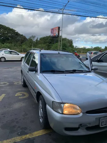 Ford Escort S.W GL 1.8i 16V 1998