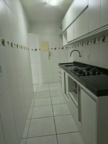 Alugo apartamento