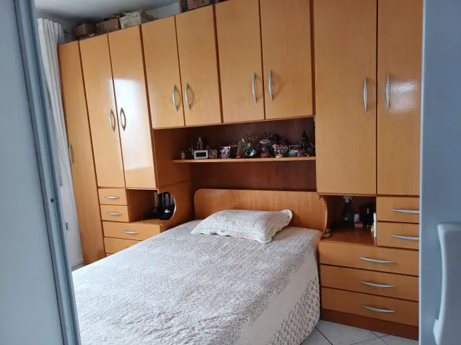 Dormitório de casal 08 portas 08 gaveta com cama de casal e colchão incluidos