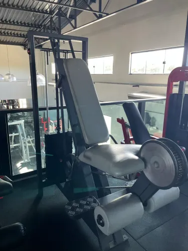 Cadeira extensora cópia nautilus